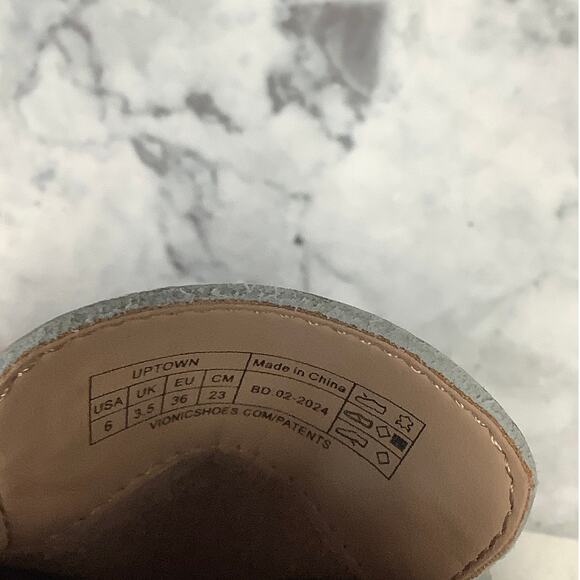 Vionic Womens 6 Silver Leather Uptown Loafer Slip On Shoes Casual Comfort LB7-25 - Picture 8 of 9